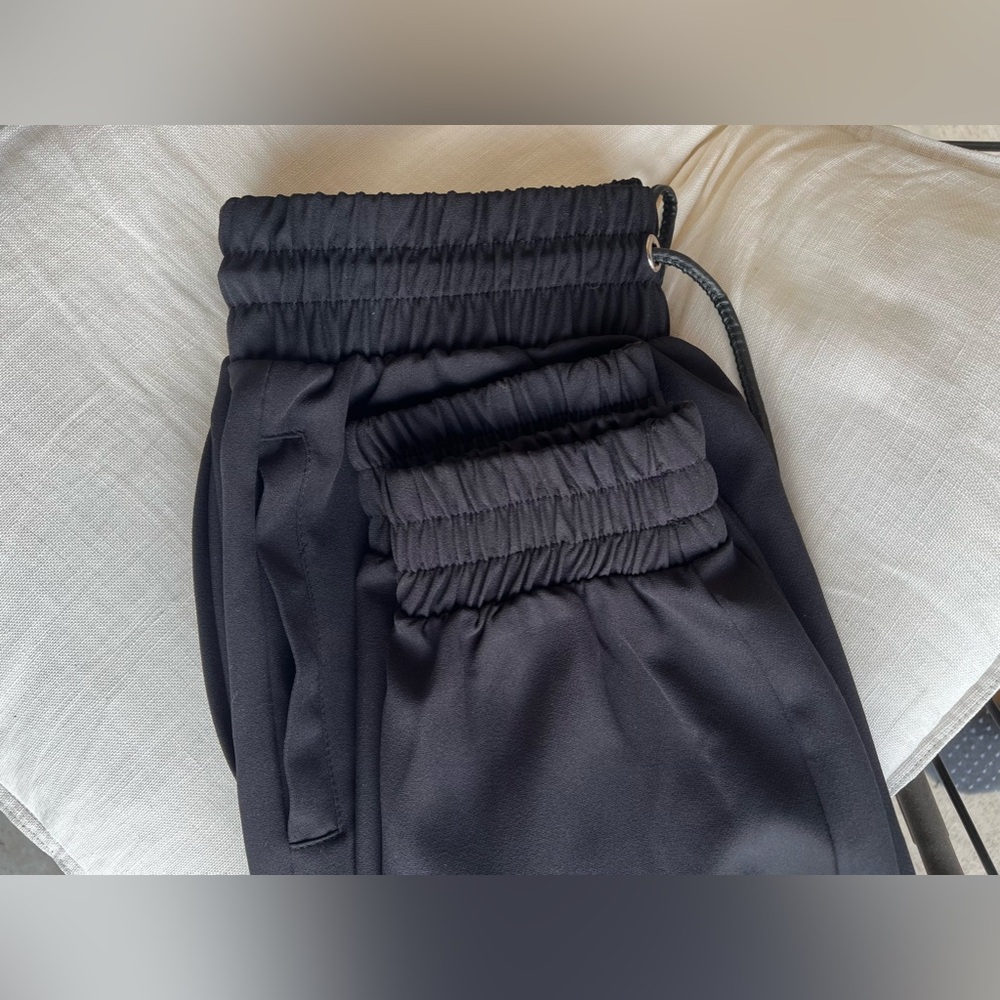 ZARA Black Jogger - Picture 4 of 5